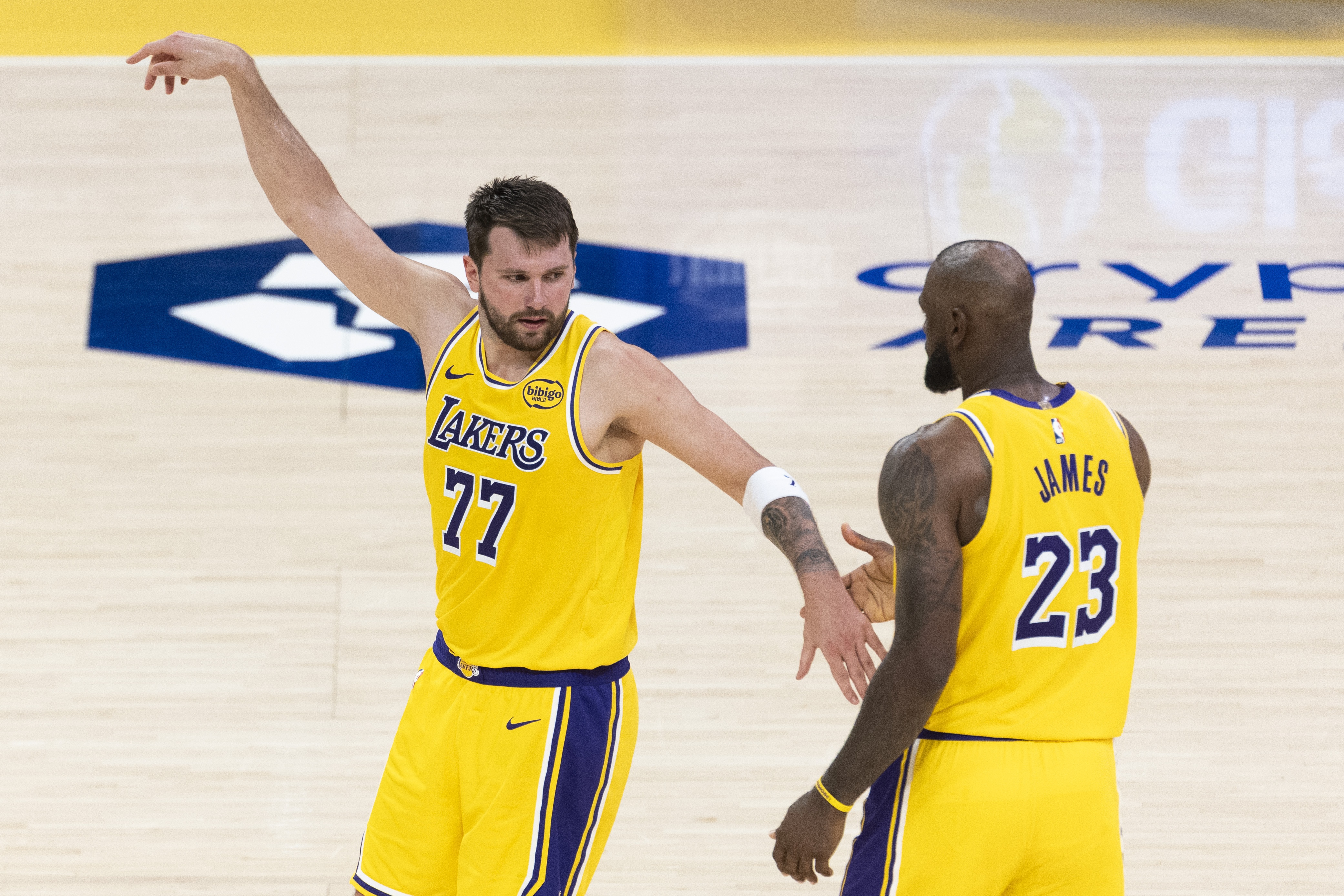 V站体育比分-遇强也强！全明星赛后湖人对阵胜率六成及以上球队战绩6胜2负